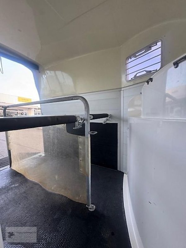 PKW-Anhänger del tipo Humbaur Xanthos Aero 2-Pferdeanhänger Alu Sattelkammer 2,4t., Gebrauchtmaschine en Gevelsberg (Imagen 5)