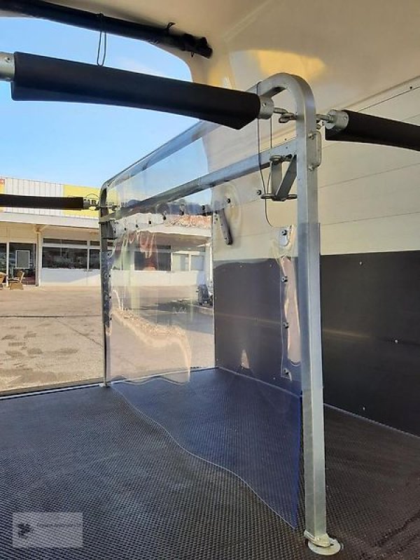 PKW-Anhänger des Typs Humbaur Xanthos Aero Pferdeanhänger 2,4 to NEU Alu 100km/h SK DS, Neumaschine in Gevelsberg (Bild 8)