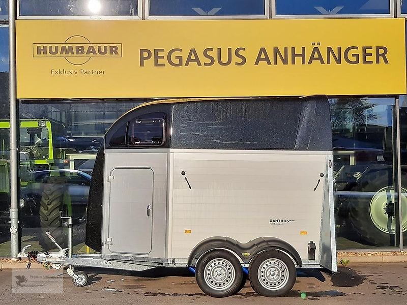 PKW-Anhänger del tipo Humbaur Xanthos Aero Pferdeanhänger 2,4 to NEU Alu 100km/h SK DS, Neumaschine In Gevelsberg (Immagine 3)