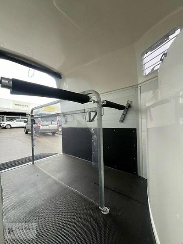 PKW-Anhänger typu Humbaur Xanthos Aero Pferdeanhänger 2,4t. ALU NEU SK DS 100km/h, Neumaschine v Gevelsberg (Obrázek 8)