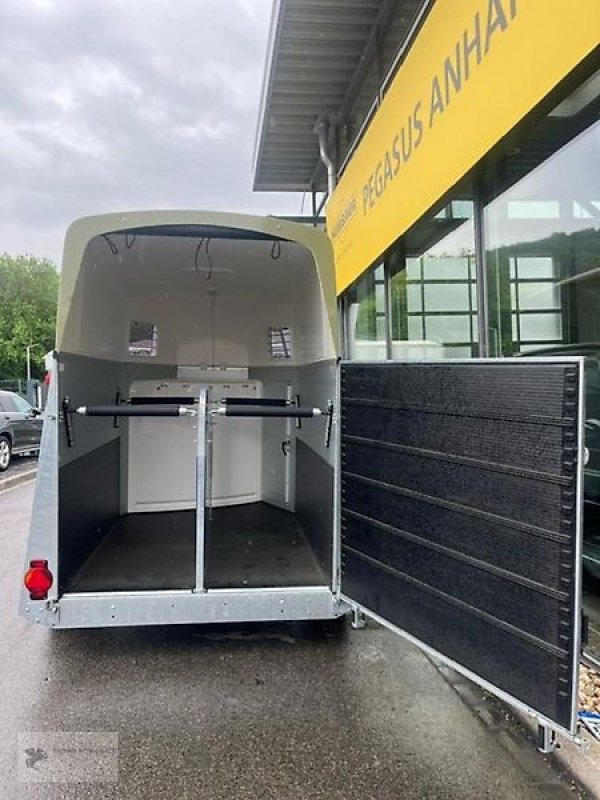 PKW-Anhänger typu Humbaur Xanthos Aero Pferdeanhänger 2,4t. ALU NEU SK DS 100km/h, Neumaschine v Gevelsberg (Obrázek 10)