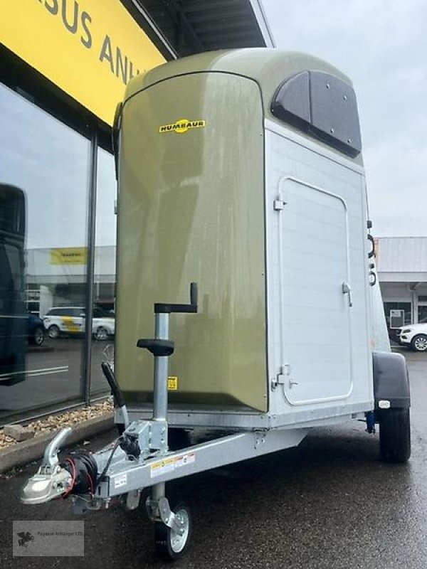 PKW-Anhänger des Typs Humbaur Xanthos Aero Pferdeanhänger 2,4t. ALU NEU SK DS 100km/h, Neumaschine in Gevelsberg (Bild 1)