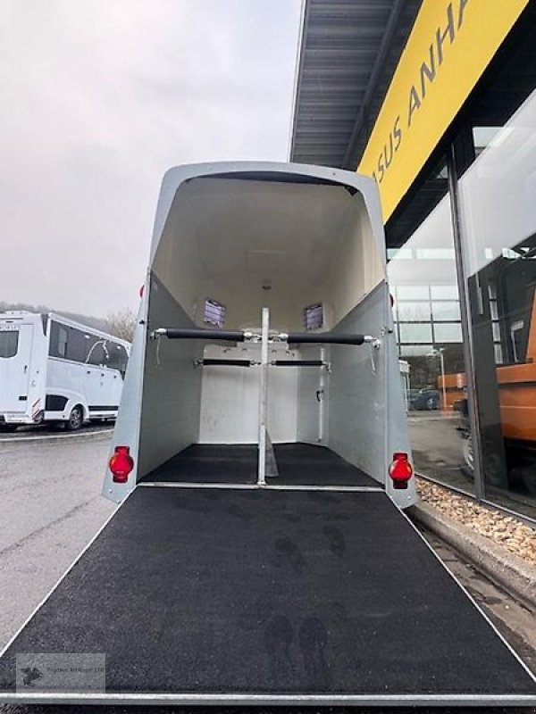PKW-Anhänger tipa Humbaur Xanthos Spirit 2 Pferdeanhänger 2t. Alu Sattelkammer, Gebrauchtmaschine u Gevelsberg (Slika 5)