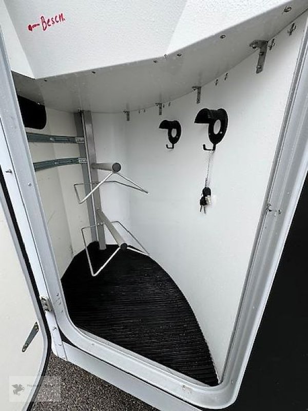 PKW-Anhänger typu Ifor Williams HB 511 2 Pferdeanhänger Aluboden SK 2,7t, Gebrauchtmaschine v Gevelsberg (Obrázek 8)