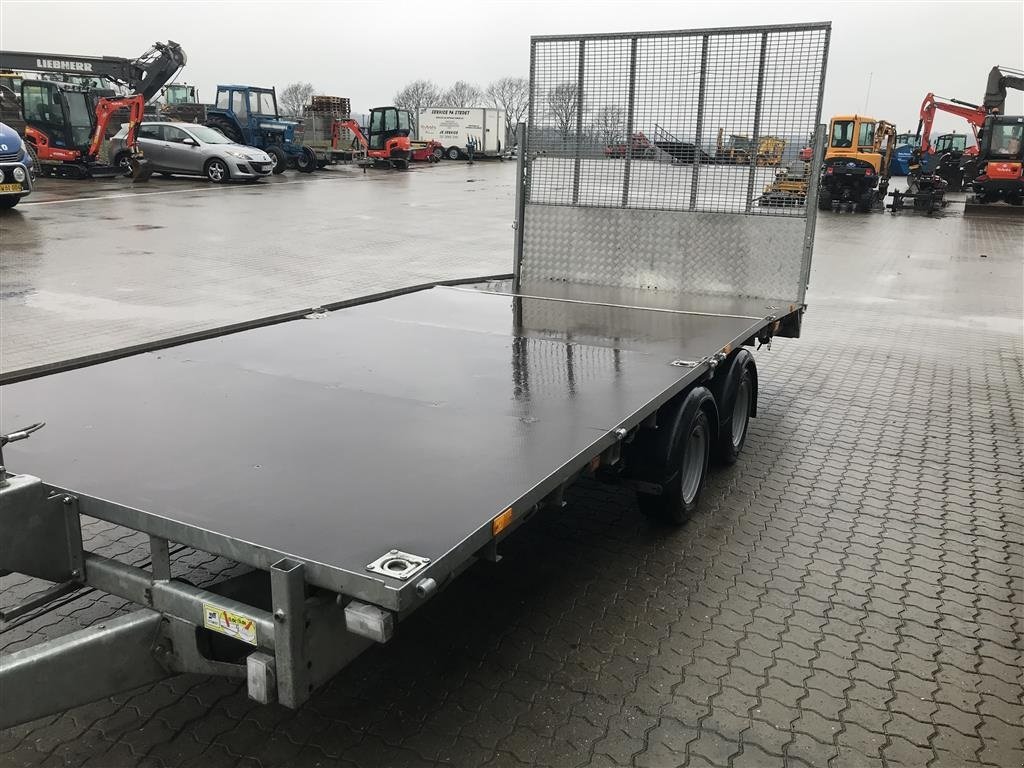 PKW-Anhänger des Typs Ifor Williams LM167BT høj Rampe som ny, Gebrauchtmaschine in Rønnede (Bild 9)