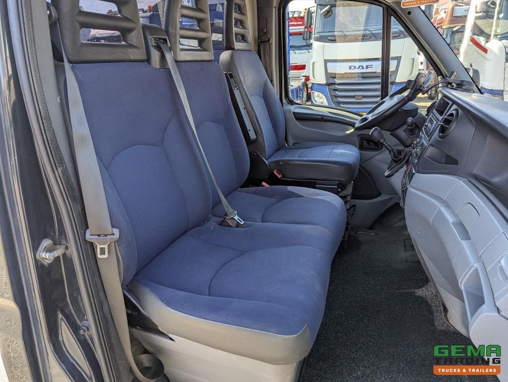 PKW-Anhänger typu Iveco 35C18/T 4x2 Euro4 - BE-Trekker - 3-Zits - Luchthoorns - NAP, Gebrauchtmaschine v Oud Gastel (Obrázek 7)