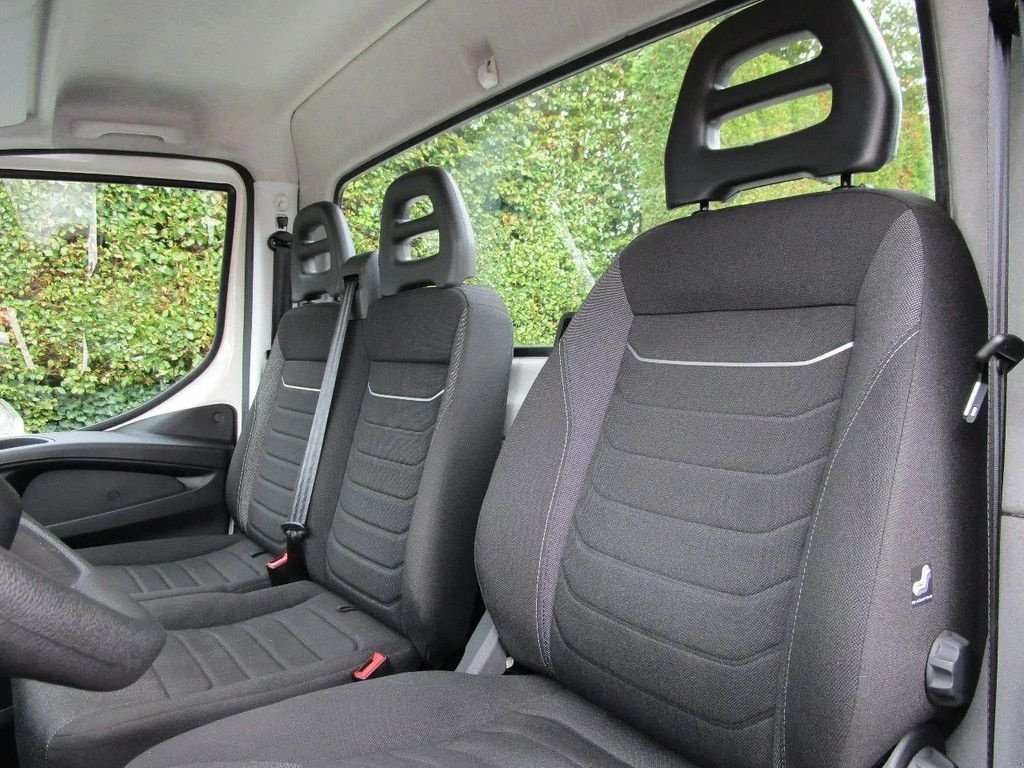 PKW-Anhänger tip Iveco 40C16 B-E trekker, Gebrauchtmaschine in Groenekan (Poză 9)