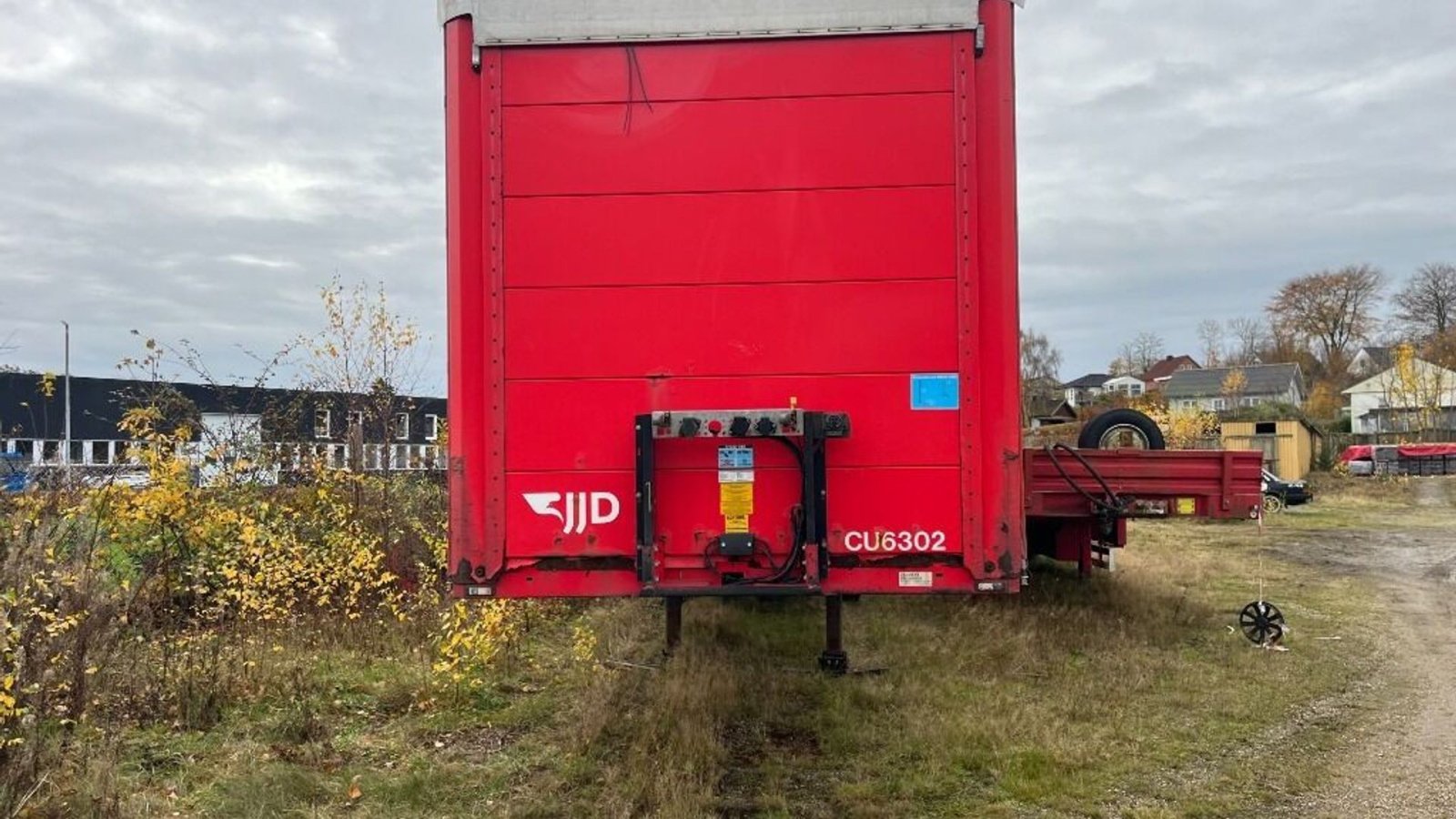 PKW-Anhänger des Typs Kel-Berg D500V- 7100 Lukket presennings sættevognstrailer med EL hydraulisk læssebagsmæk, Gebrauchtmaschine in Rødovre (Bild 4)