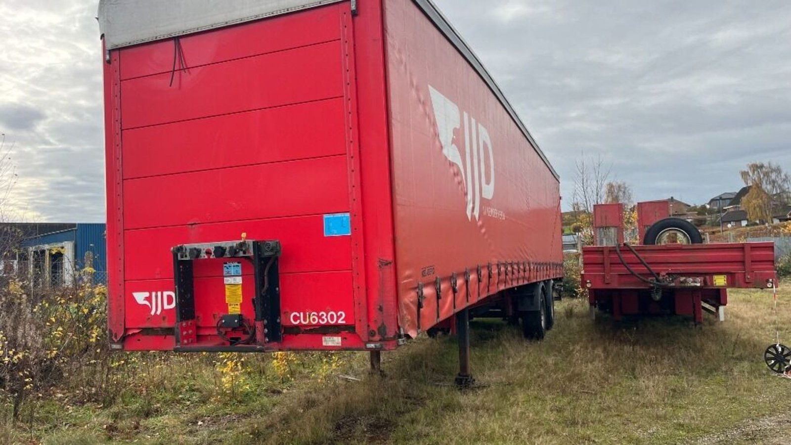 PKW-Anhänger des Typs Kel-Berg D500V- 7100 Lukket presennings sættevognstrailer med EL hydraulisk læssebagsmæk, Gebrauchtmaschine in Rødovre (Bild 2)