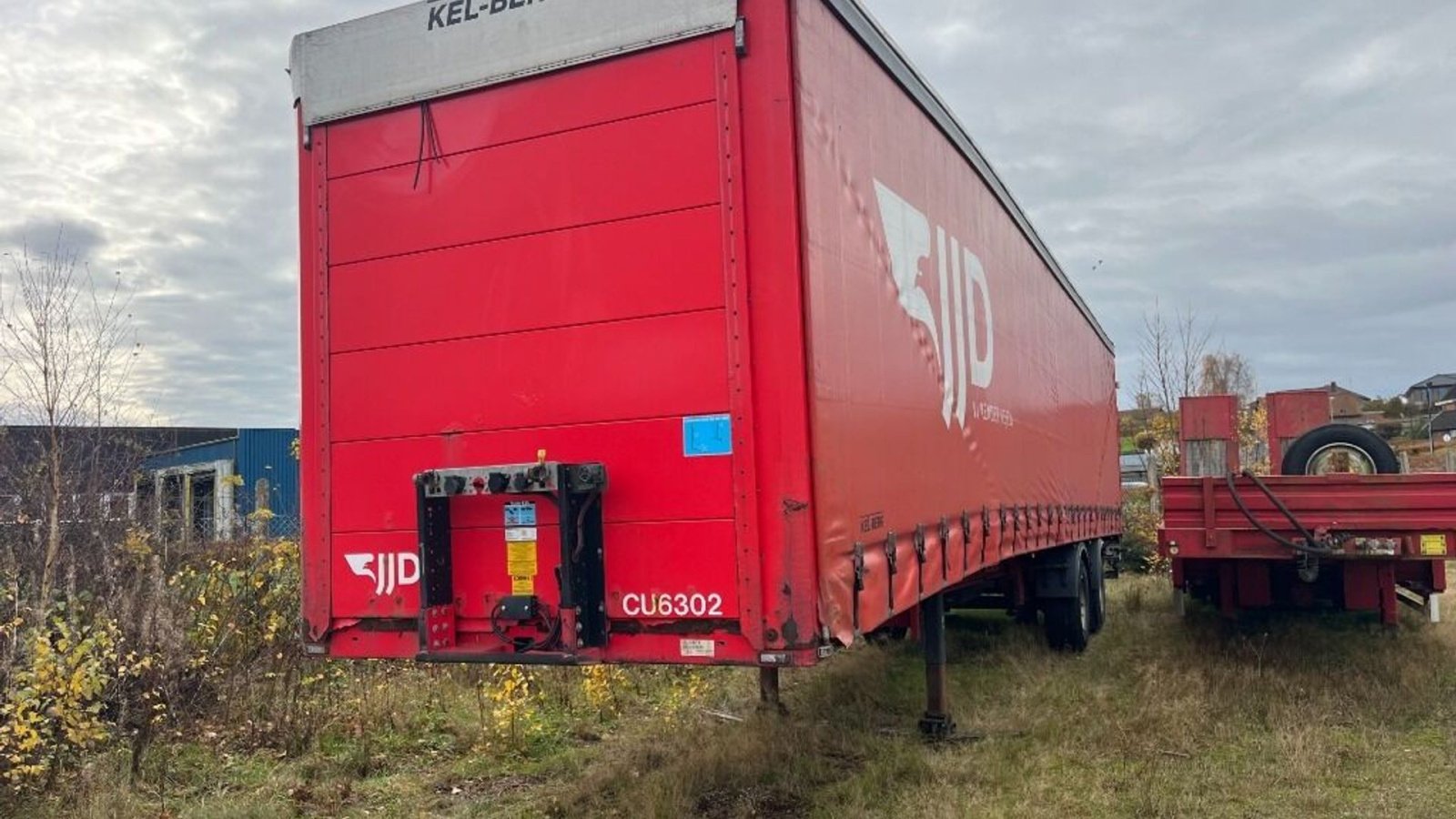 PKW-Anhänger des Typs Kel-Berg D500V- 7100 Lukket presennings sættevognstrailer med EL hydraulisk læssebagsmæk, Gebrauchtmaschine in Rødovre (Bild 3)