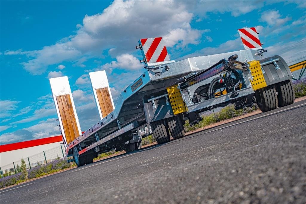 PKW-Anhänger tipa Kverneland 2-akslet maskintrailer, Gebrauchtmaschine u Ringe (Slika 9)