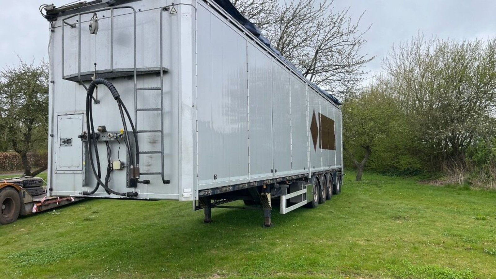 PKW-Anhänger typu MTD-Motorgeräte AMT S448 Walking floor trailer/sættevogn, Gebrauchtmaschine v Rødovre (Obrázek 1)