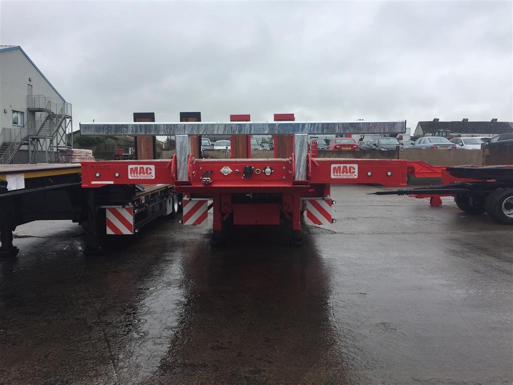 PKW-Anhänger des Typs Oleo Mac 3 akslet maskintrailer Med hydr ramper, Gebrauchtmaschine in Ringe (Bild 23)