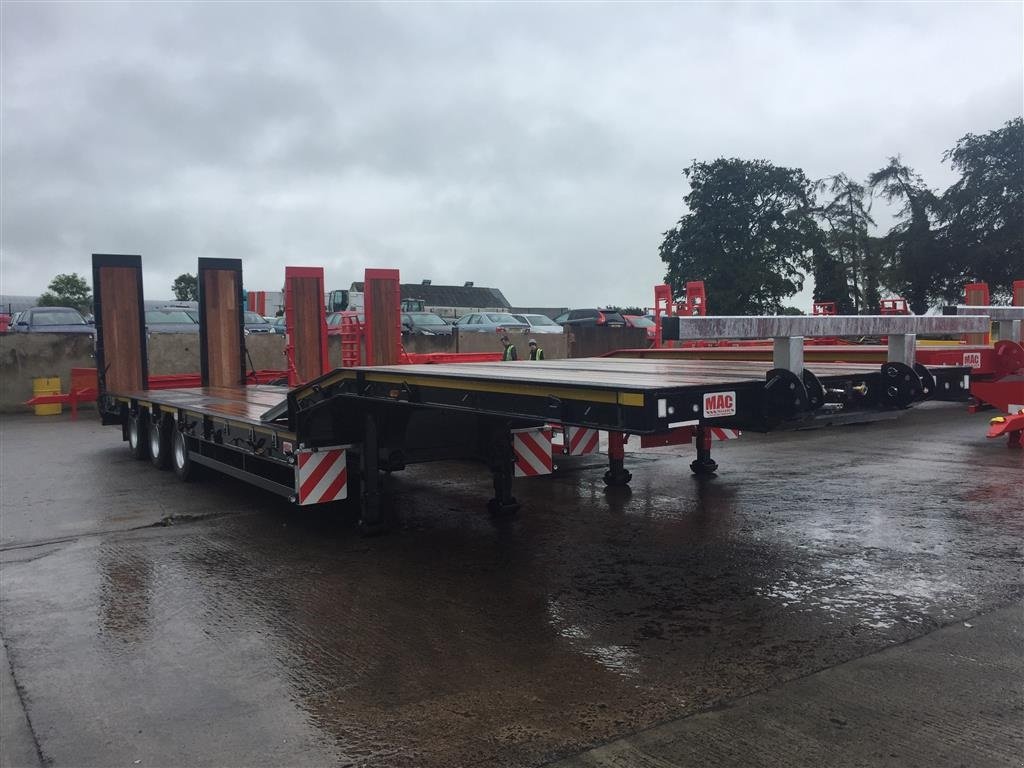 PKW-Anhänger des Typs Oleo Mac 3 akslet maskintrailer Med hydr ramper, Gebrauchtmaschine in Ringe (Bild 21)