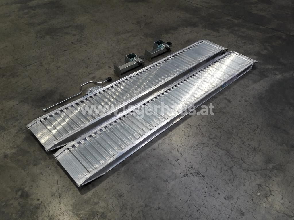 PKW-Anhänger des Typs Pongratz - AUFFAHRSCHIENEN + TELESKOP KURBELSTÜTZEN, Neumaschine in Zwettl (Bild 3)