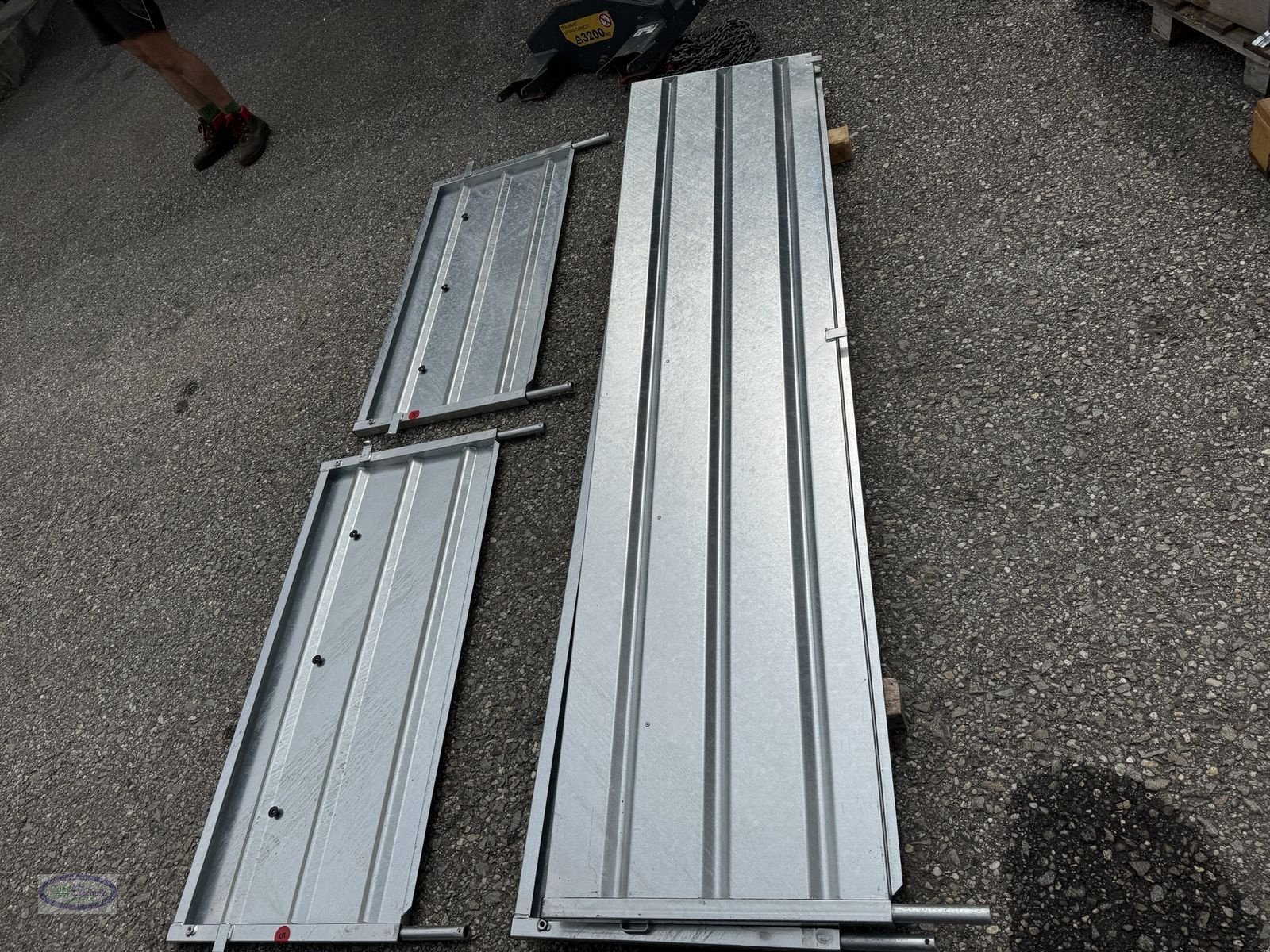 PKW-Anhänger des Typs Pongratz Aufsatzwände, Neumaschine in Münzkirchen (Bild 3)