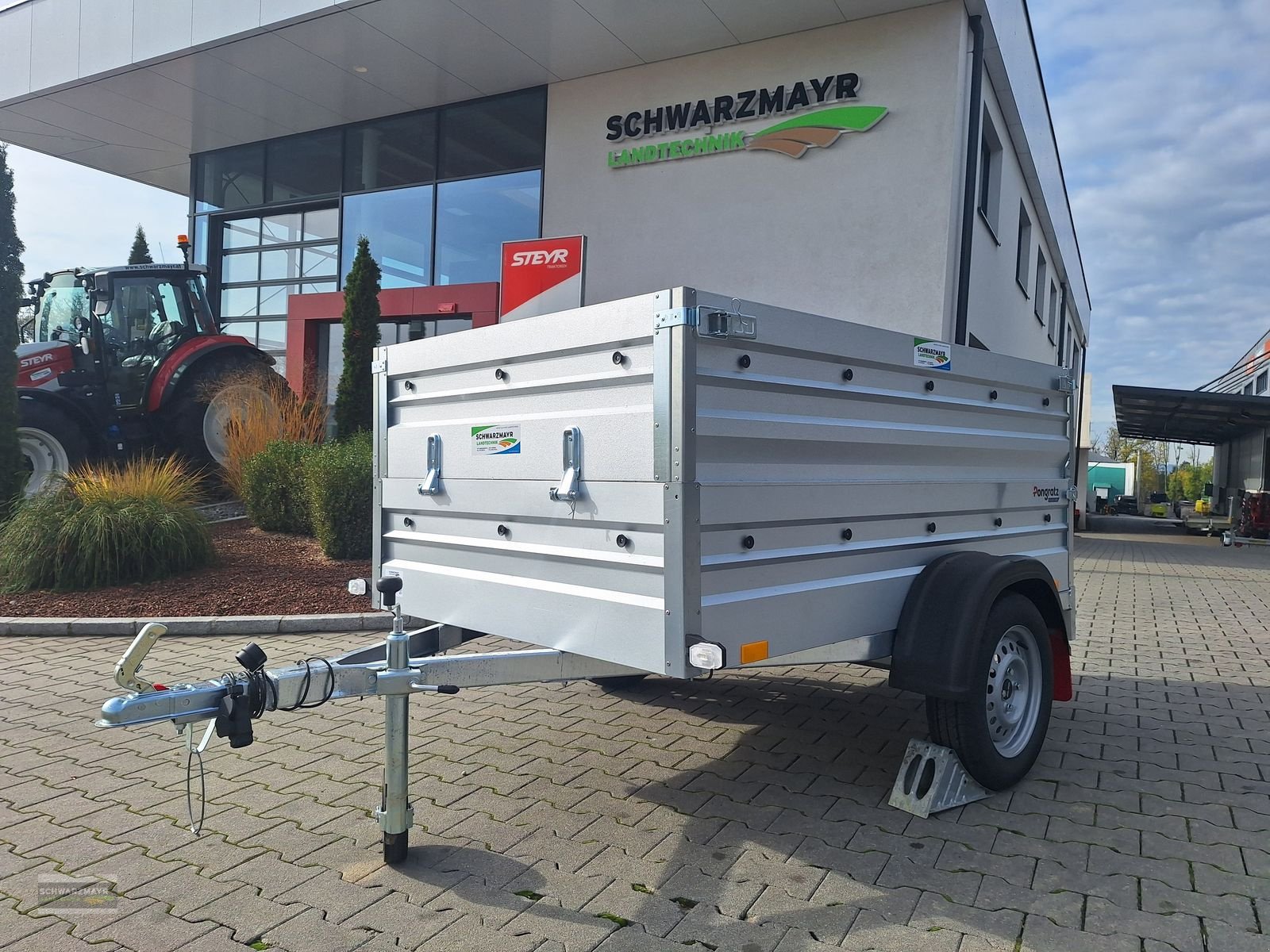 PKW-Anhänger des Typs Pongratz BO 206/12 U-B, Neumaschine in Aurolzmünster (Bild 1)