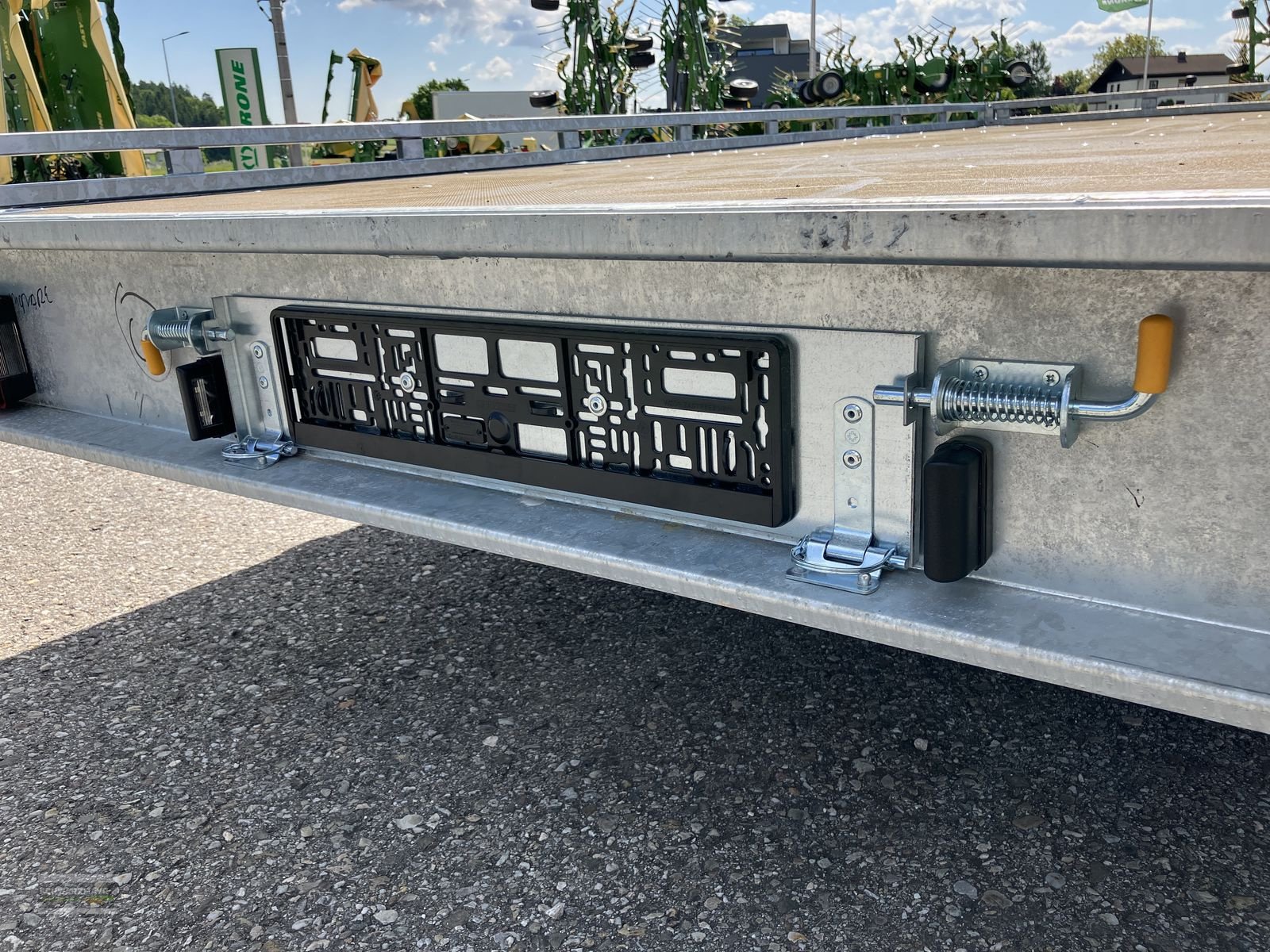 PKW-Anhänger des Typs Pongratz EPT 4500/21 T, Neumaschine in Gampern (Bild 10)