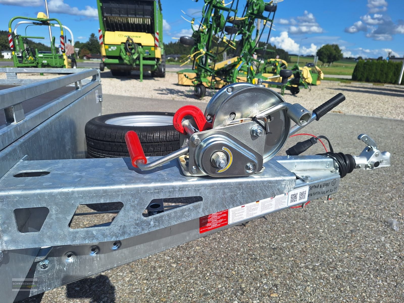 PKW-Anhänger des Typs Pongratz EPT 4500/21 T, Neumaschine in Gampern (Bild 15)