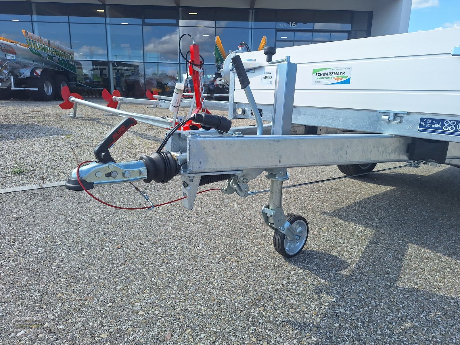 PKW-Anhänger des Typs Pongratz PHL 2760/15 G-AL, Neumaschine in Gampern (Bild 12)