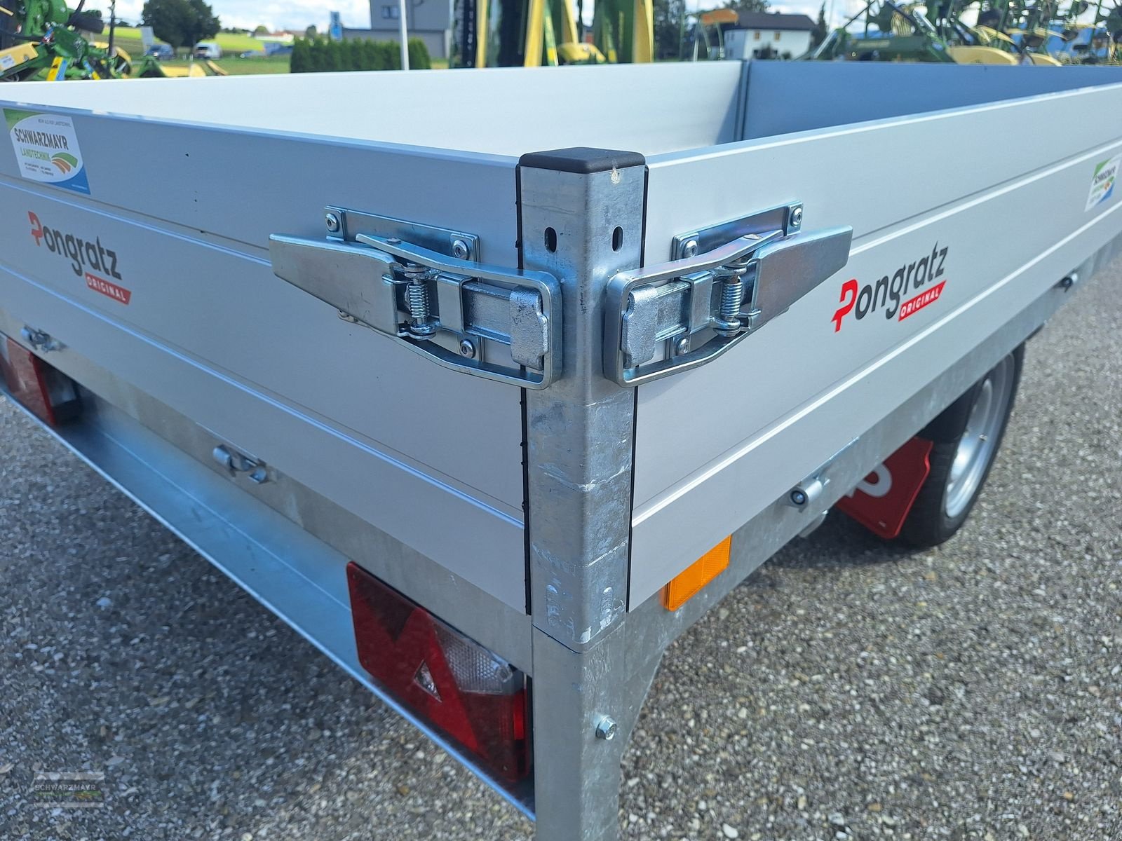 PKW-Anhänger des Typs Pongratz PHL 2760/15 G-AL, Neumaschine in Gampern (Bild 14)