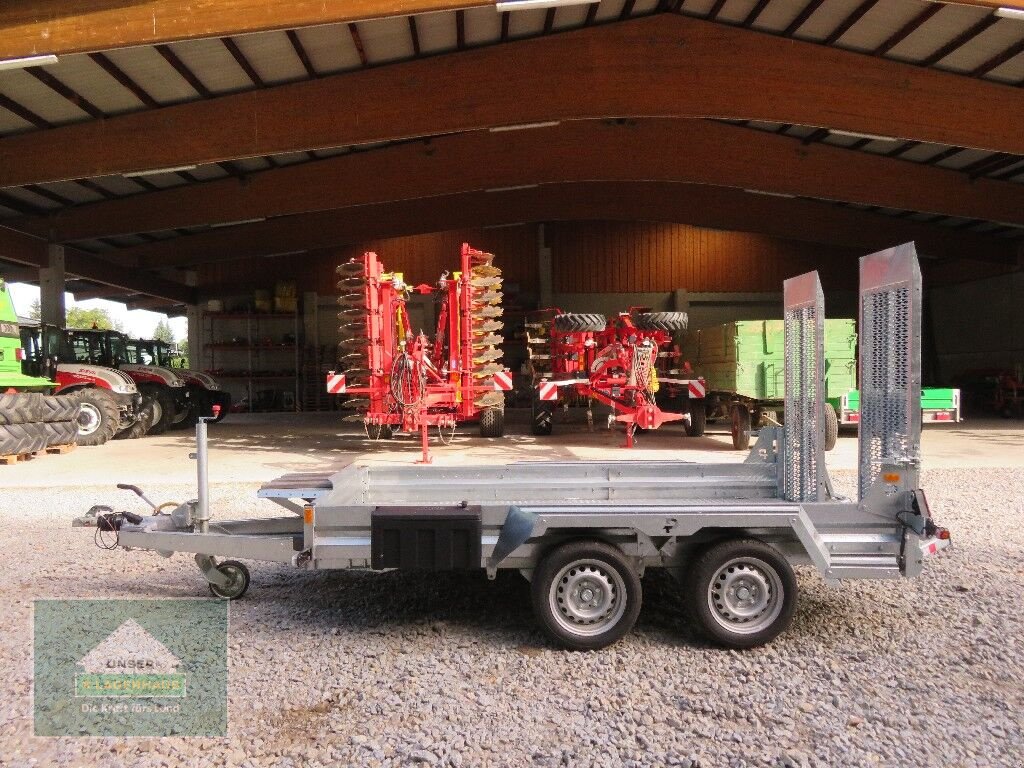 PKW-Anhänger des Typs Pongratz PMT 300/16 T, Neumaschine in Hofkirchen (Bild 4)