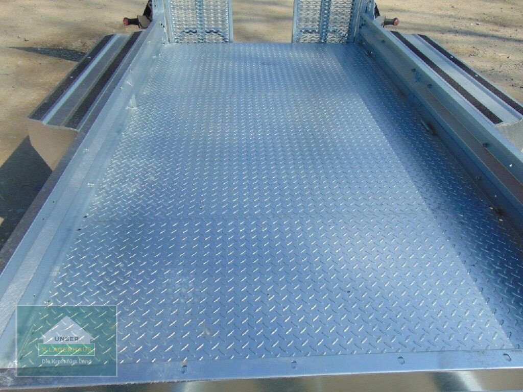 PKW-Anhänger des Typs Pongratz PMT 300/16 T, Neumaschine in Hofkirchen (Bild 11)