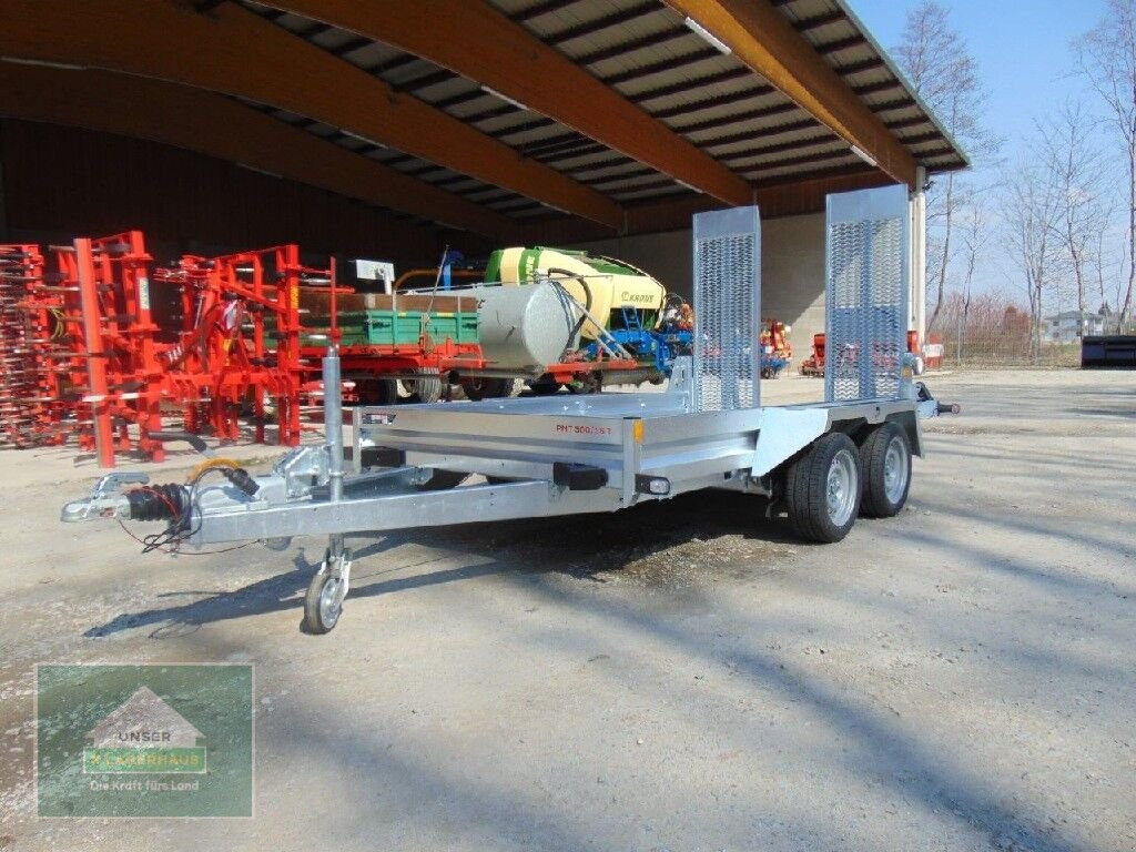 PKW-Anhänger des Typs Pongratz PMT 300/16 T, Neumaschine in Hofkirchen (Bild 1)
