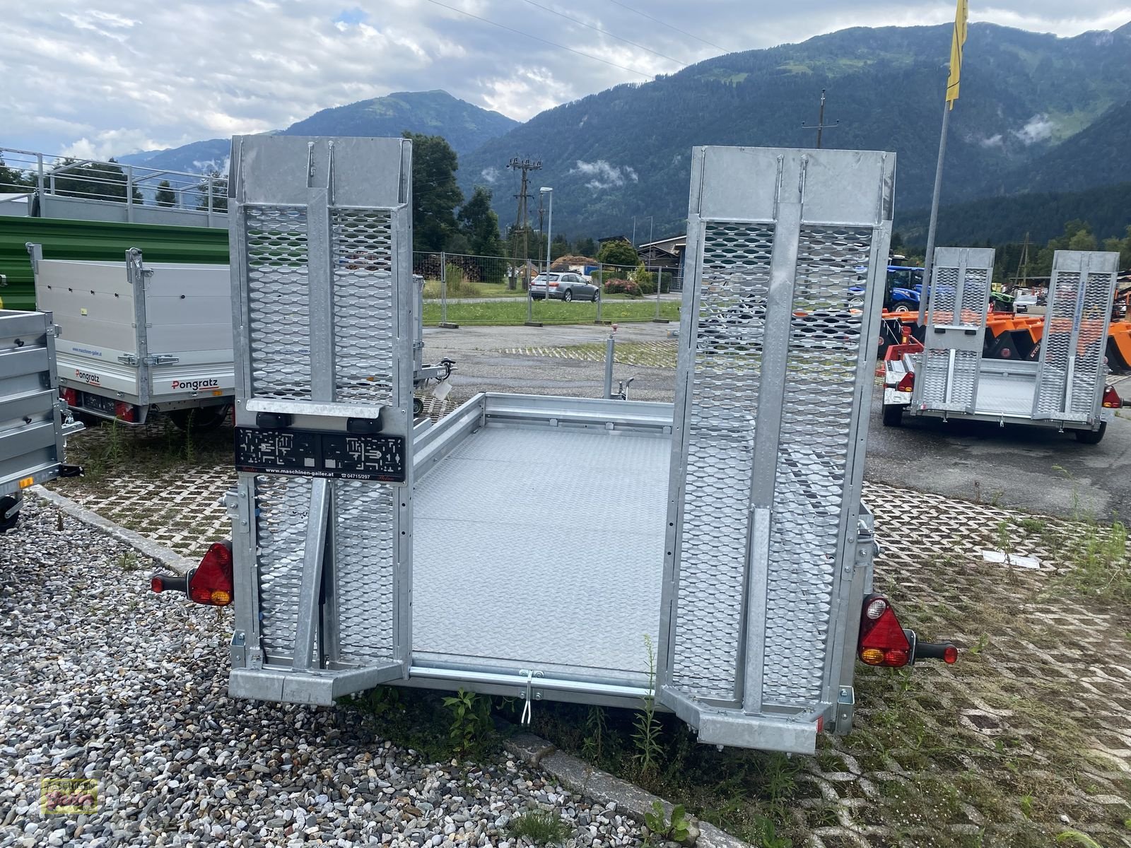 PKW-Anhänger Türe ait Pongratz PMT 360/18T Baumaschinentransporter, Neumaschine içinde Kötschach (resim 5)