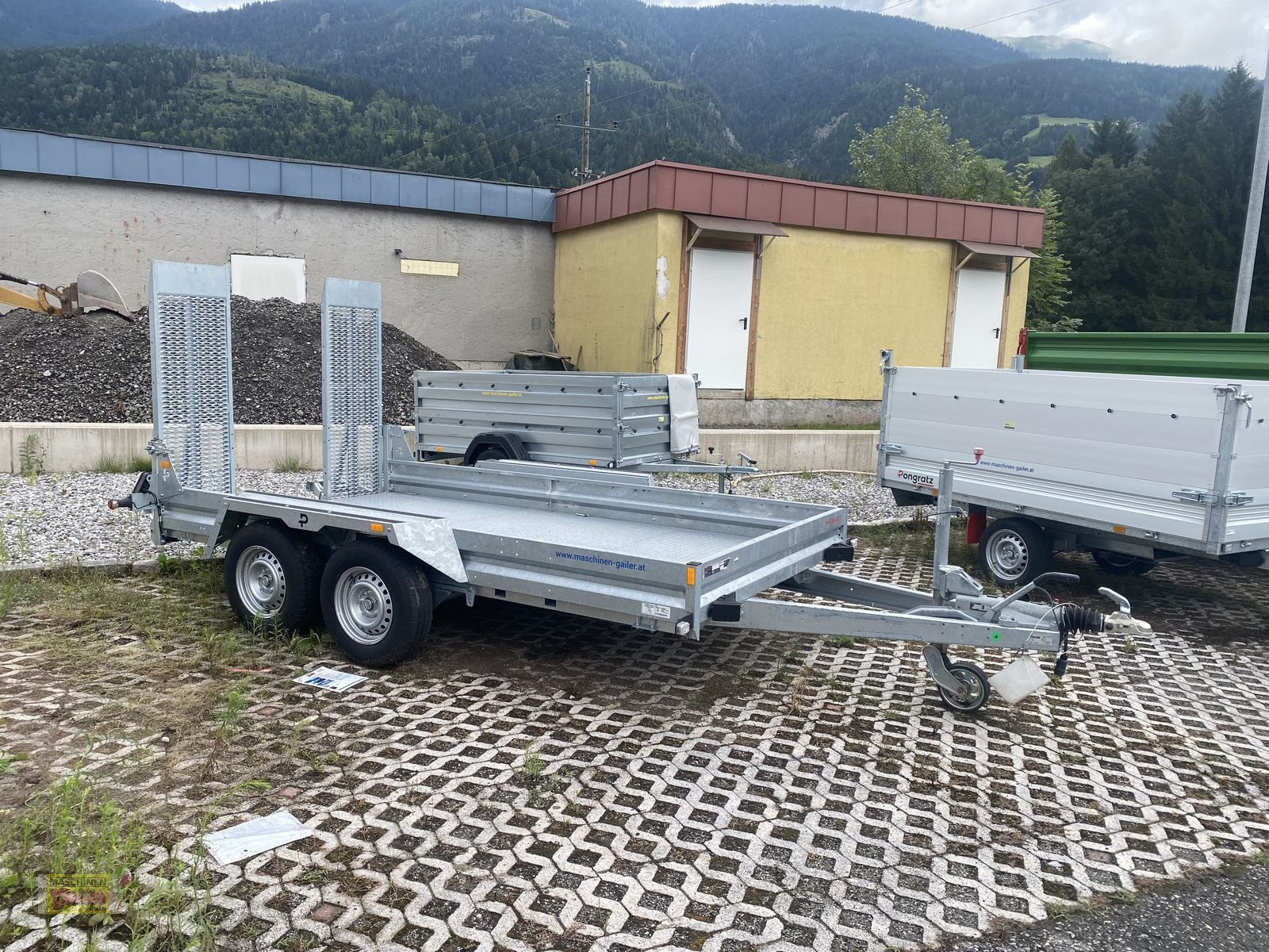 PKW-Anhänger Türe ait Pongratz PMT 360/18T Baumaschinentransporter, Neumaschine içinde Kötschach (resim 1)