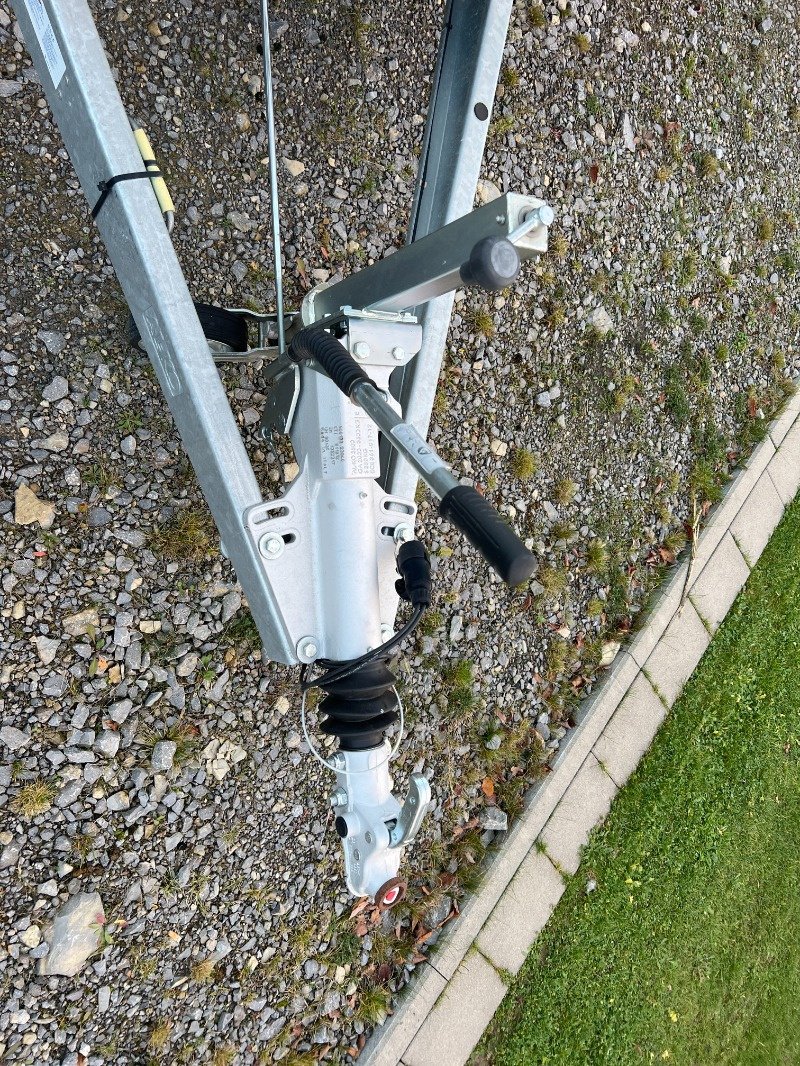 PKW-Anhänger des Typs Saris Arka 350, Neumaschine in Steinheim-Bergheim (Bild 5)