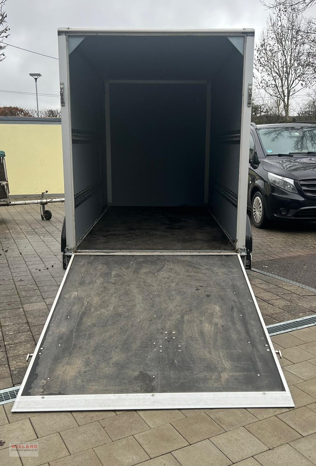 PKW-Anhänger typu Saris Kofferanhänger, Gebrauchtmaschine w Lossburg-Wittendorf (Zdjęcie 2)