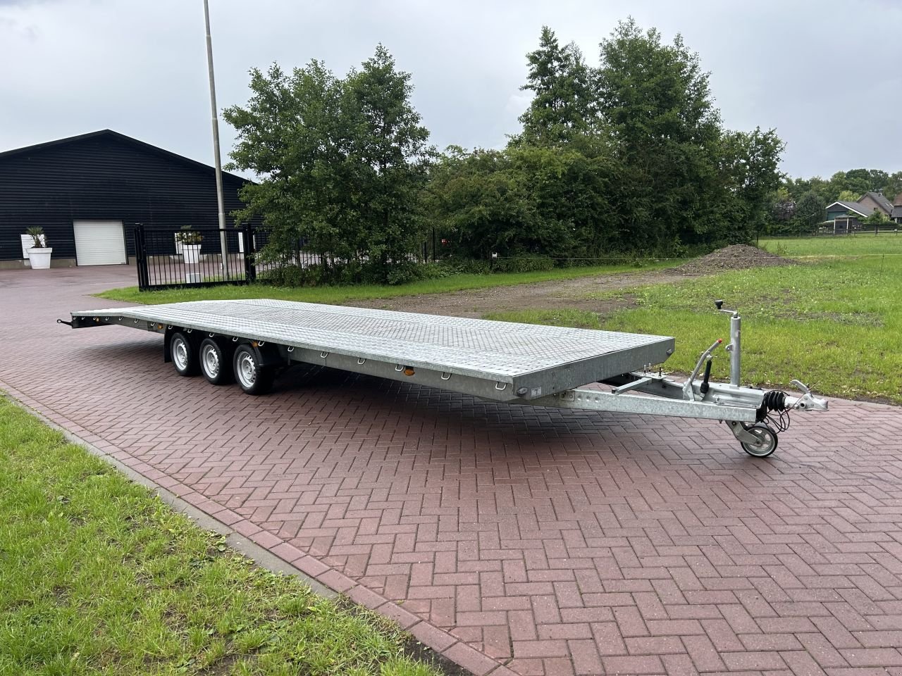 PKW-Anhänger des Typs Sonstige aanhanger 3500 kg met oprijplate NIEWIADOW 2023, Gebrauchtmaschine in Putten (Bild 3)