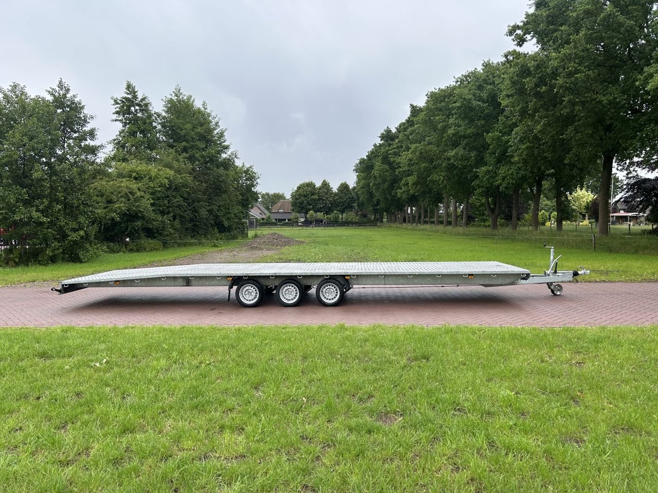 PKW-Anhänger des Typs Sonstige aanhanger 3500 kg met oprijplate NIEWIADOW 2023, Gebrauchtmaschine in Putten (Bild 1)