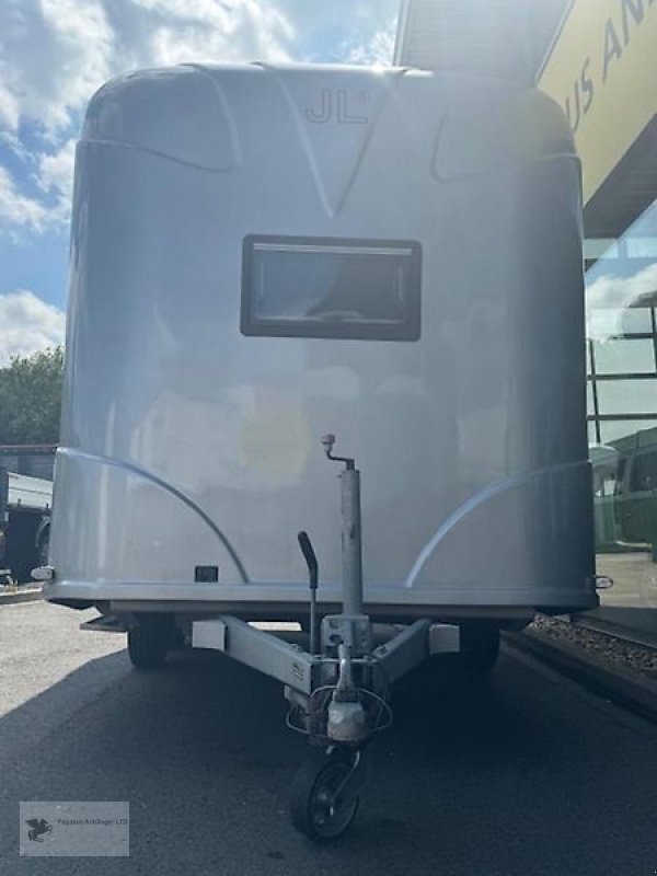 PKW-Anhänger typu Sonstige ANKA JL Trailer 3PF 3 Pferdeanhänger Aluboden Wohnabteil Klima, Gebrauchtmaschine v Gevelsberg (Obrázek 2)
