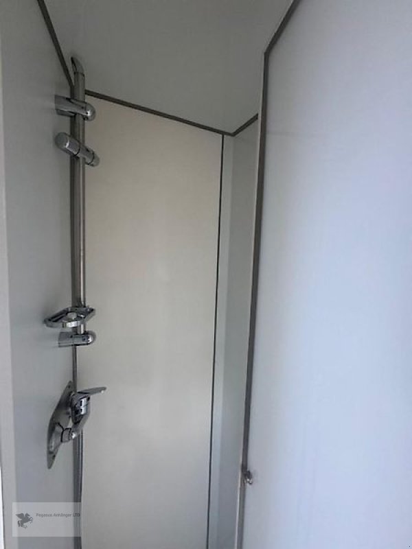 PKW-Anhänger typu Sonstige ANKA JL Trailer 3PF 3 Pferdeanhänger Aluboden Wohnabteil Klima, Gebrauchtmaschine v Gevelsberg (Obrázek 9)