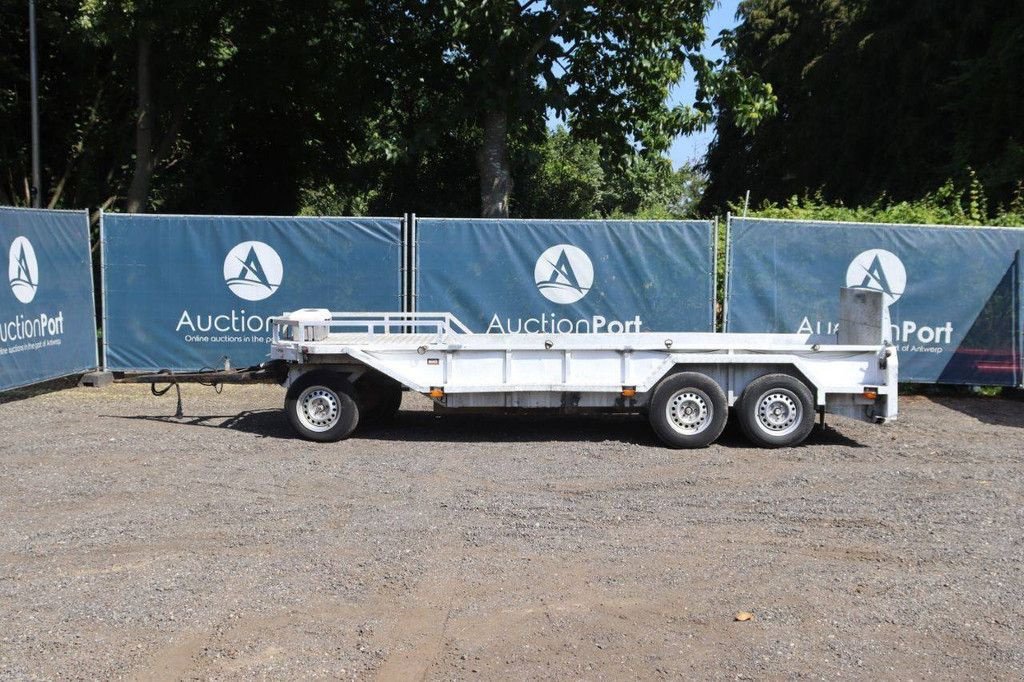 PKW-Anhänger des Typs Sonstige Baveck P24 4A, Gebrauchtmaschine in Antwerpen (Bild 2)