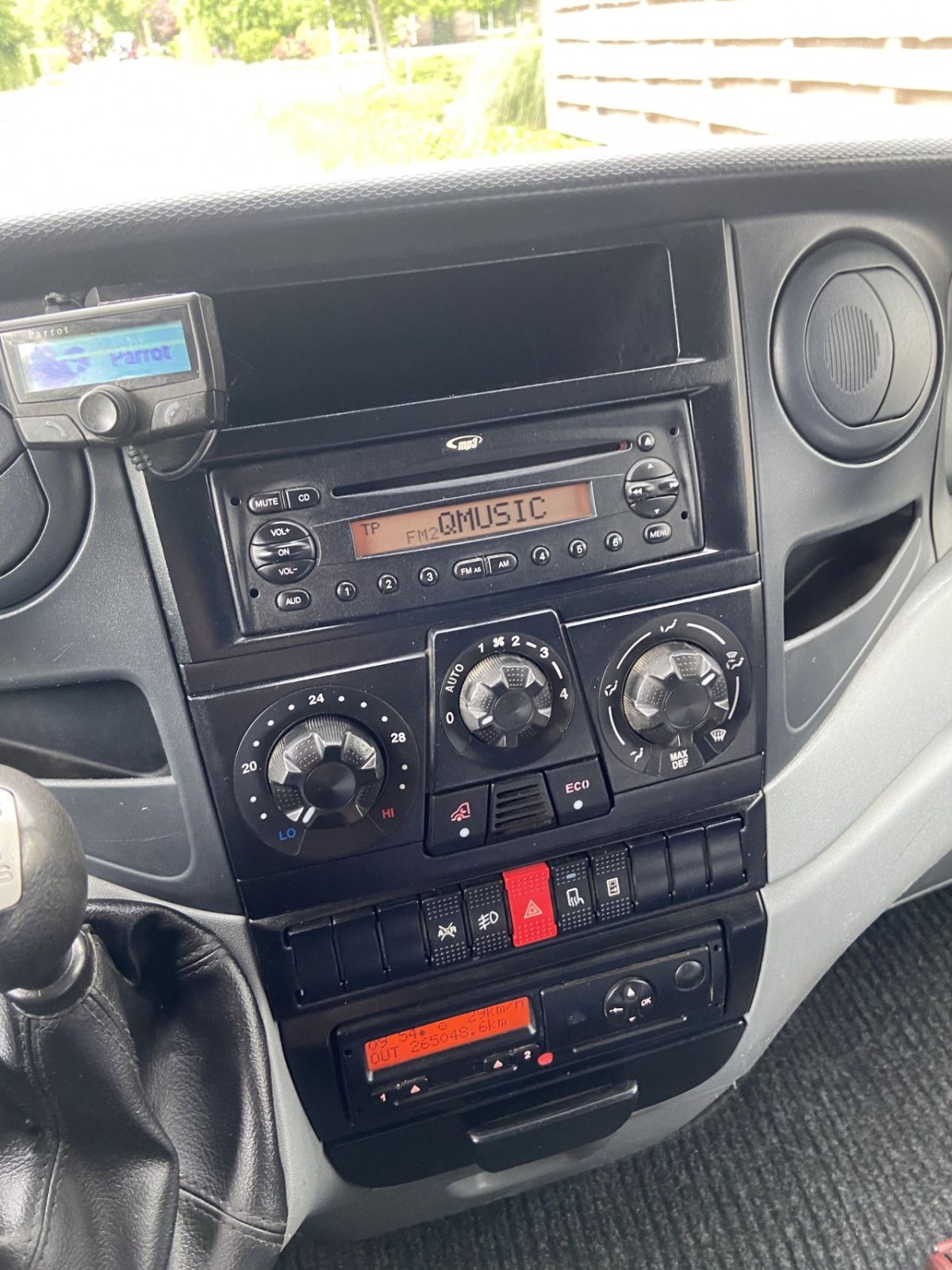 PKW-Anhänger typu Sonstige BE bus iveco 50c18 - veldhuizen 5.7 ton Hydro stop, Gebrauchtmaschine v Putten (Obrázek 10)