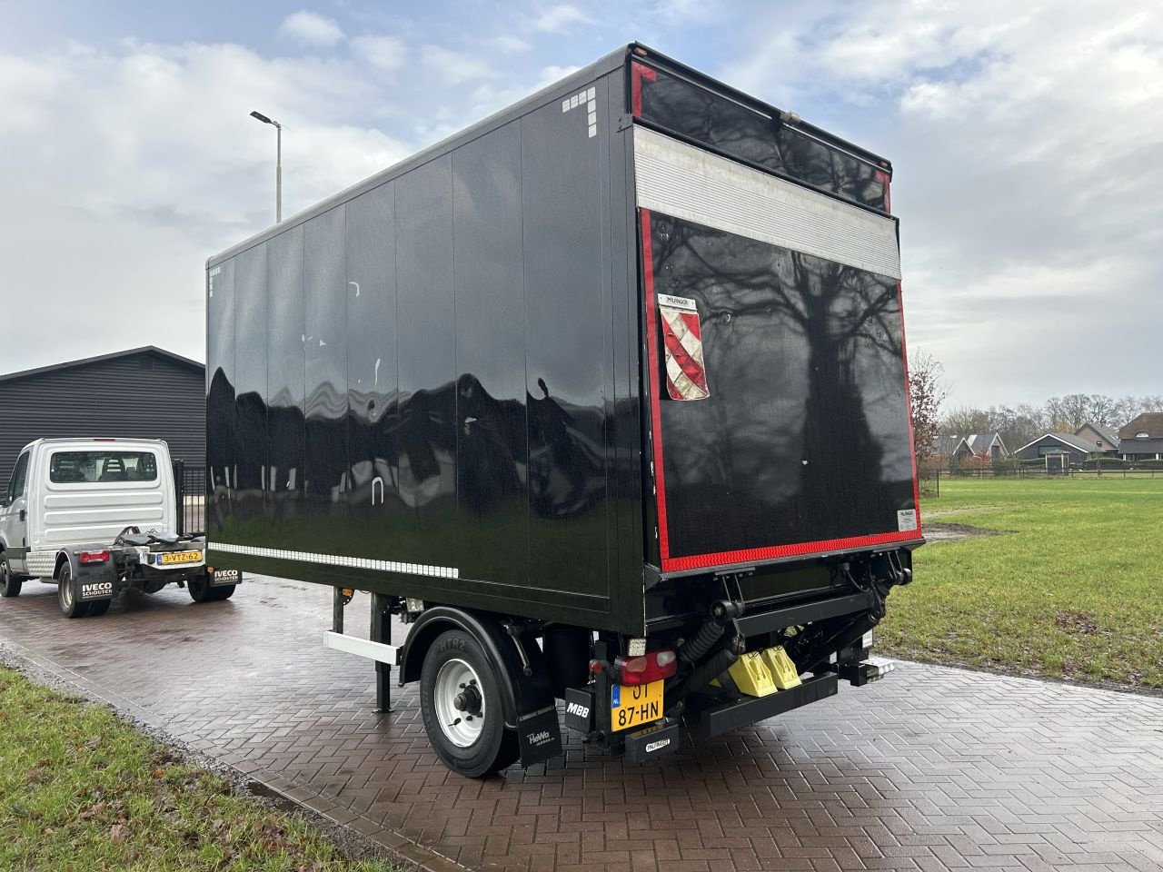 PKW-Anhänger des Typs Sonstige be oplegger 5.1 ton gesloten met laadklep 1000 kg, Gebrauchtmaschine in Putten (Bild 2)