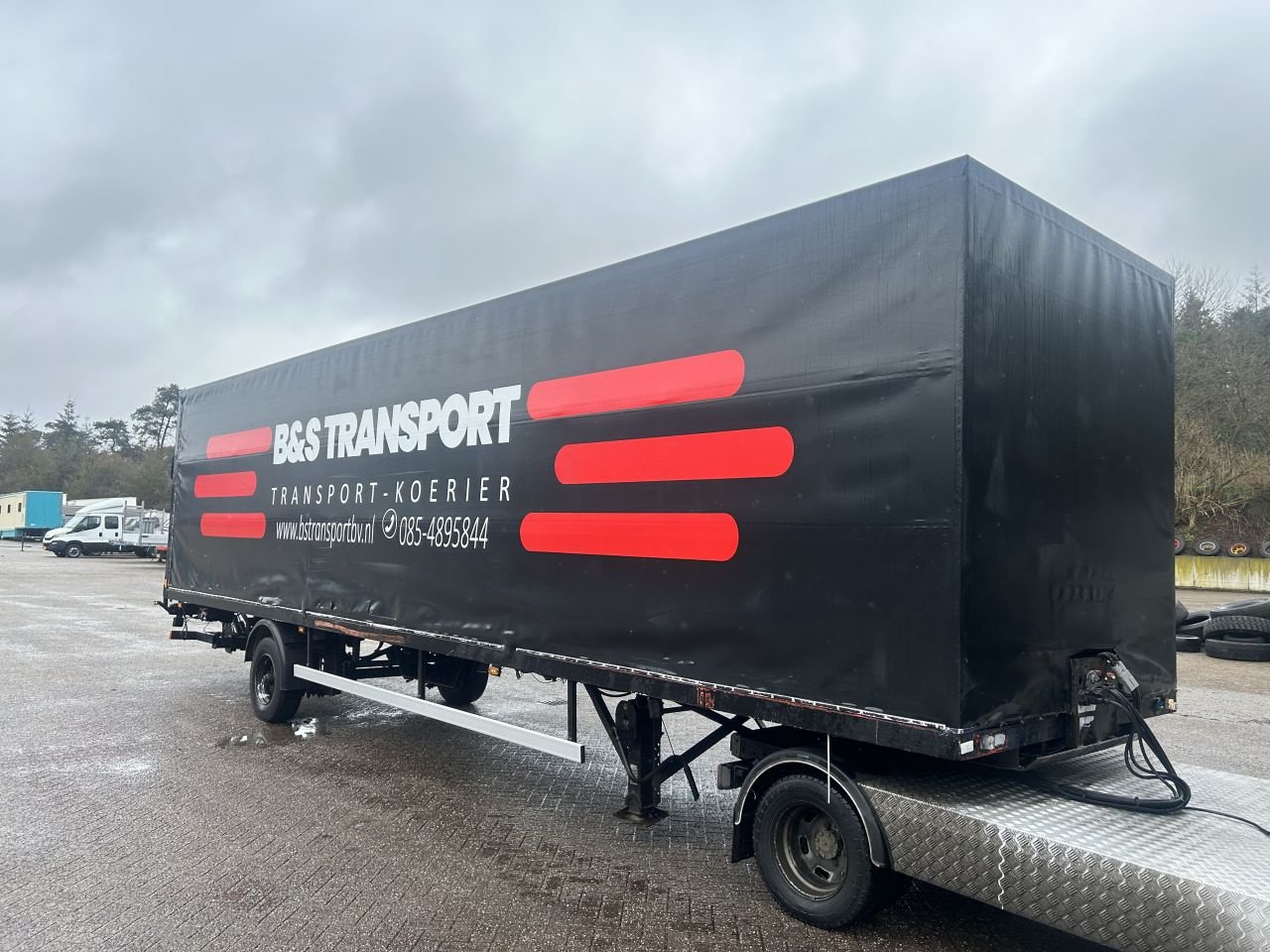 PKW-Anhänger Türe ait Sonstige be oplegger 5.4 ton Quality zeiloplegger laadklep, Gebrauchtmaschine içinde Putten (resim 5)