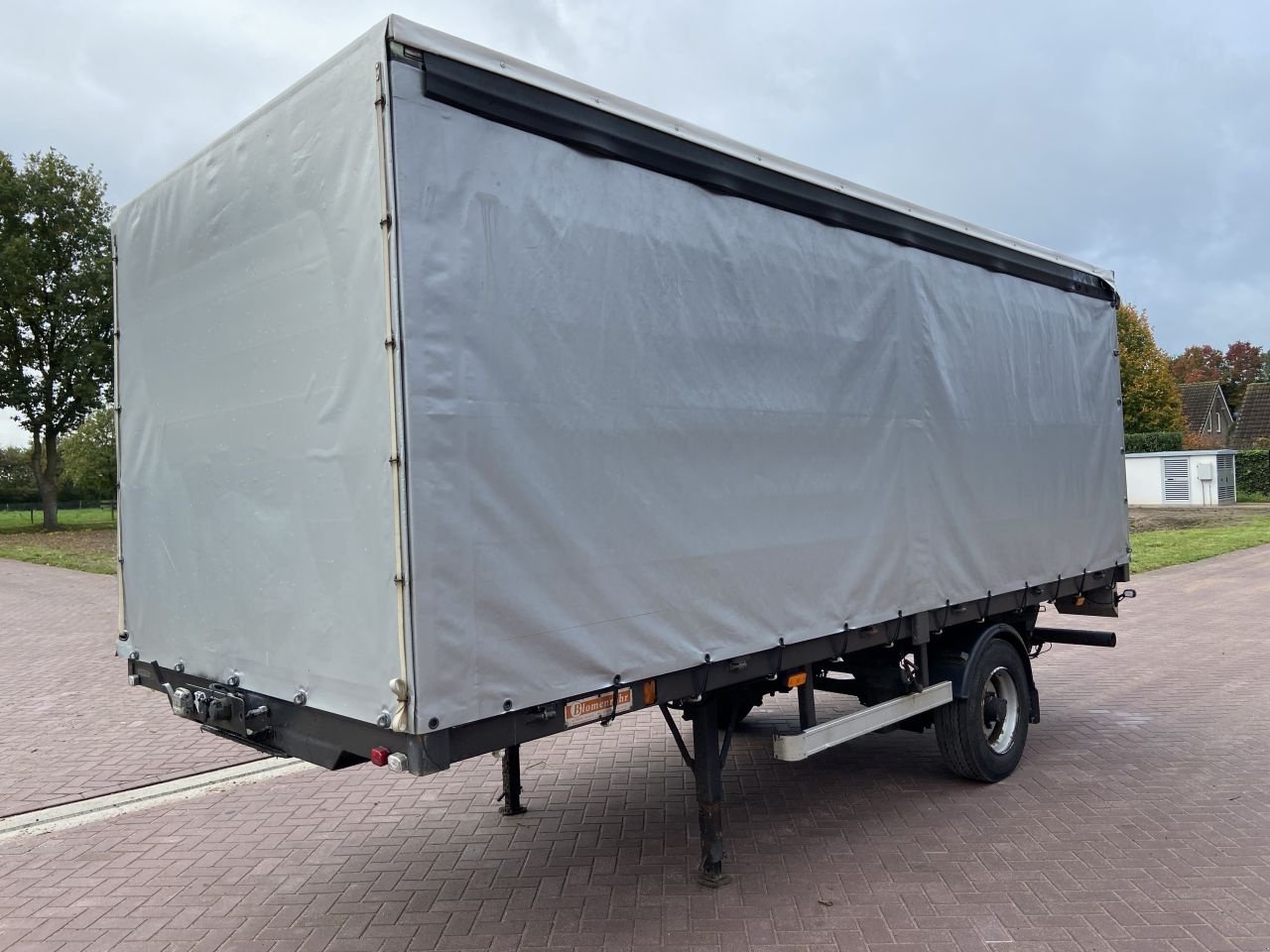 PKW-Anhänger des Typs Sonstige be oplegger 5.5 ton schuifzeilen be oplegger 5.5 ton schuifzeilen schuifdak en laadklep 750 kg, Gebrauchtmaschine in Putten (Bild 4)