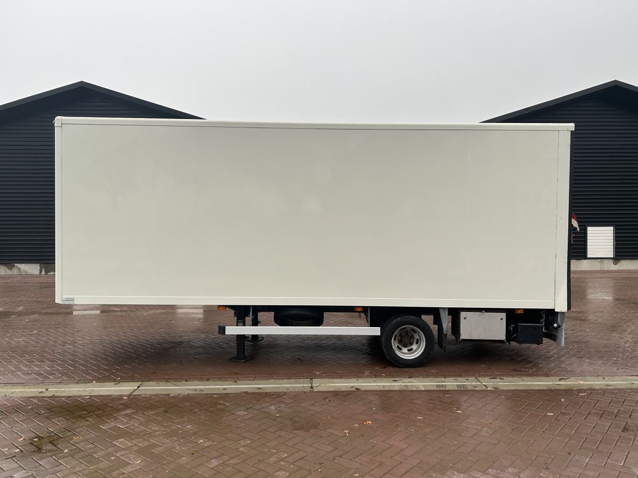 PKW-Anhänger des Typs Sonstige Be oplegger 5.5 ton veldhuizen Be oplegger 5.5 ton veldhuizen met laadklep 750 kg, Gebrauchtmaschine in Putten (Bild 2)