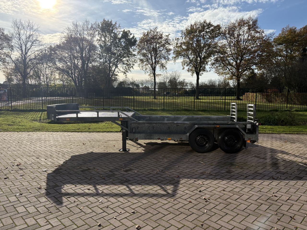 PKW-Anhänger tipa Sonstige be oplegger 5750 KG kuip dieplader Veldhuizen, Gebrauchtmaschine u Putten (Slika 5)