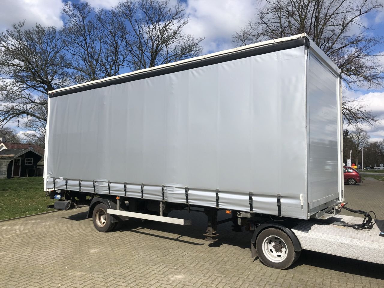 PKW-Anhänger des Typs Sonstige Be Oplegger 7.5 Ton Bunk 7.5 Schuifzeilen Schui, Gebrauchtmaschine in Putten (Bild 4)