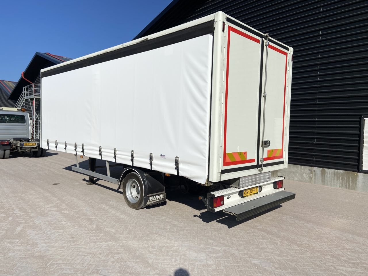 PKW-Anhänger des Typs Sonstige Be Oplegger 7.5 ton bunk Be Oplegger 7.5 ton bunk 1 kant schuifzeilen. luifel, Gebrauchtmaschine in Putten (Bild 4)