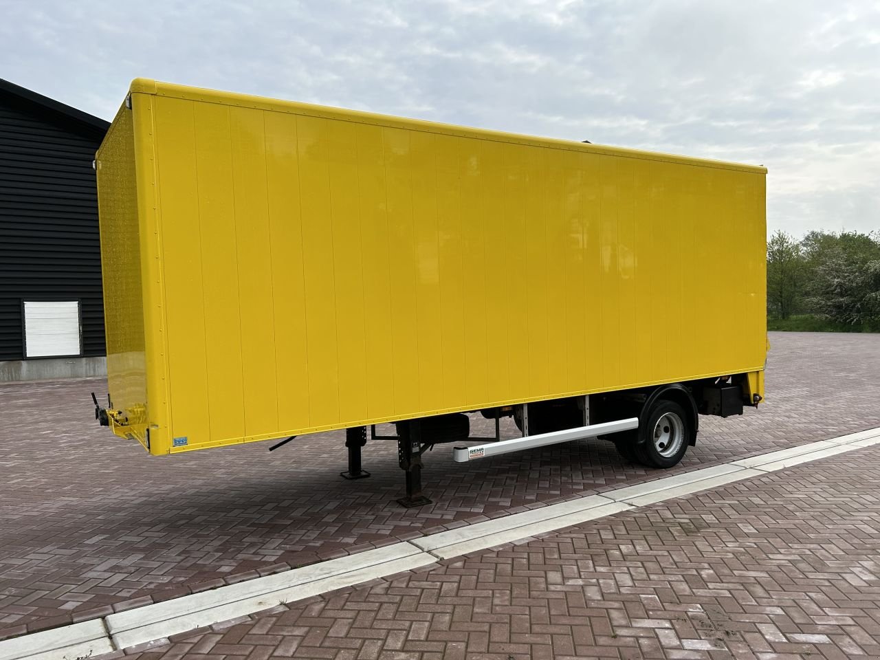 PKW-Anhänger typu Sonstige Be oplegger 7.5 ton NEFRA Be oplegger 7.5 ton NEFRA met laadklep 750kg, Gebrauchtmaschine w Putten (Zdjęcie 2)
