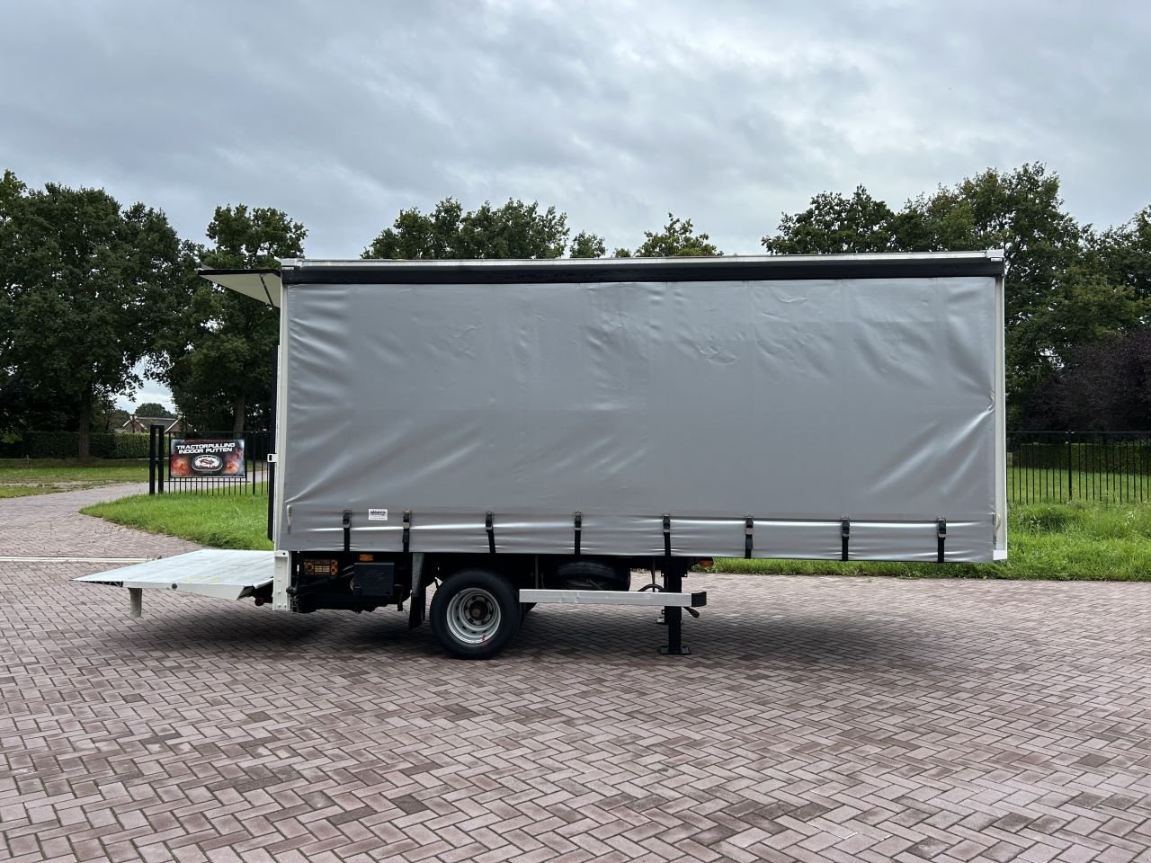 PKW-Anhänger des Typs Sonstige be oplegger 7.5 ton schuifzeilen en 1500 kg laadklep, Gebrauchtmaschine in Putten (Bild 5)