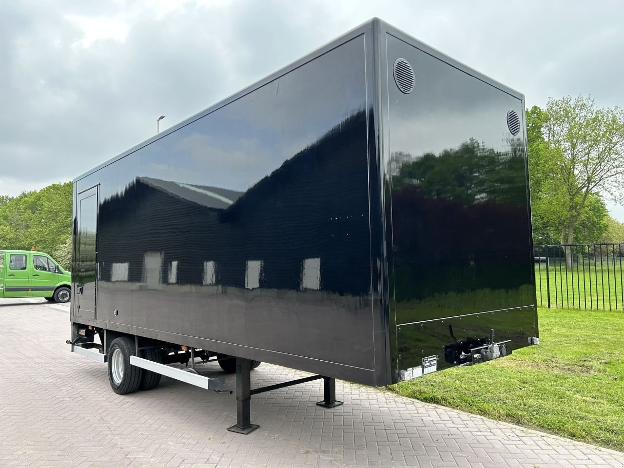 PKW-Anhänger des Typs Sonstige Be oplegger 7.5 ton Veldhuizen Be oplegger 7.5 ton Veldhuizen Veldhuizen met laadklep 750 kg, Gebrauchtmaschine in Putten (Bild 3)