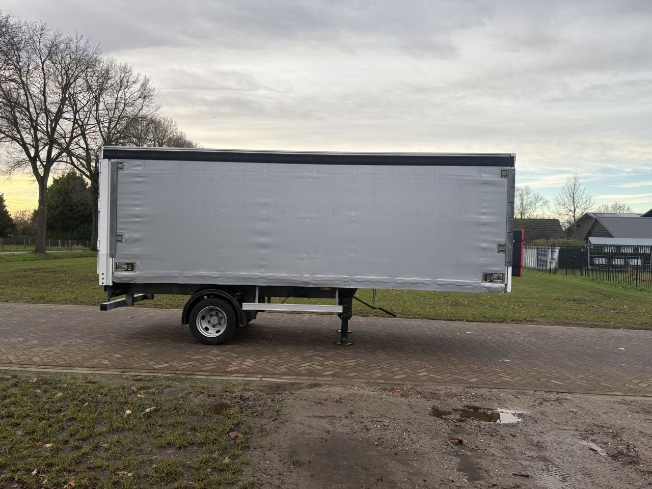 PKW-Anhänger typu Sonstige Be Oplegger 8 Ton snel sluit schuifzeilen kuiper, Gebrauchtmaschine v Putten (Obrázok 2)