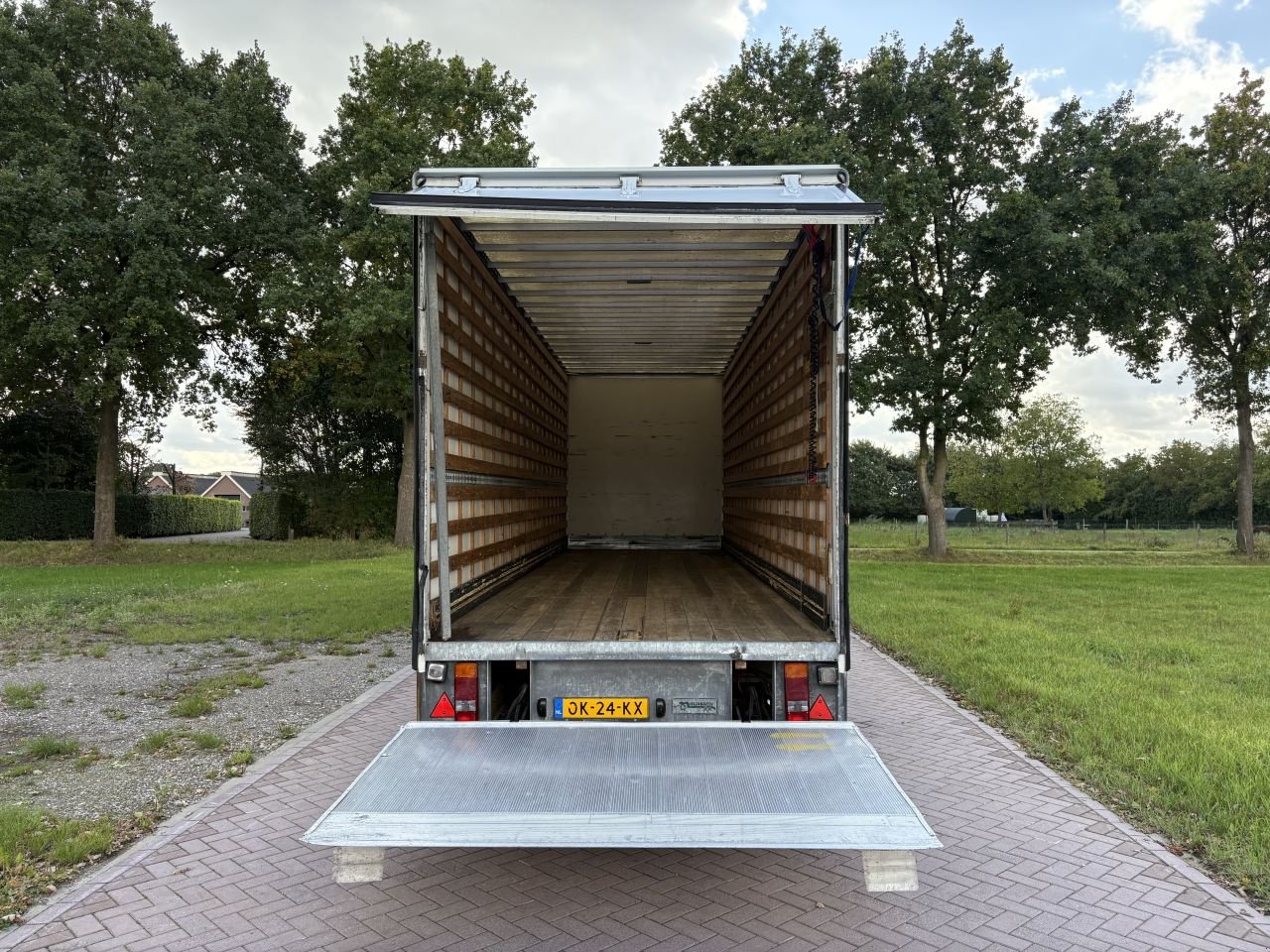 PKW-Anhänger Türe ait Sonstige be oplegger 8 TON Veldhuizen met laadklep 1000 kg, Gebrauchtmaschine içinde Putten (resim 11)